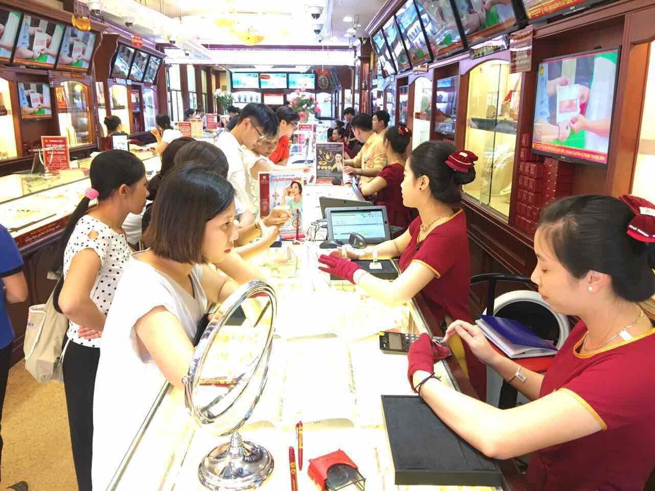Giá vàng 28/9: Áp lực sau tuần giảm sâu, nhiều dự đoán "sốc"