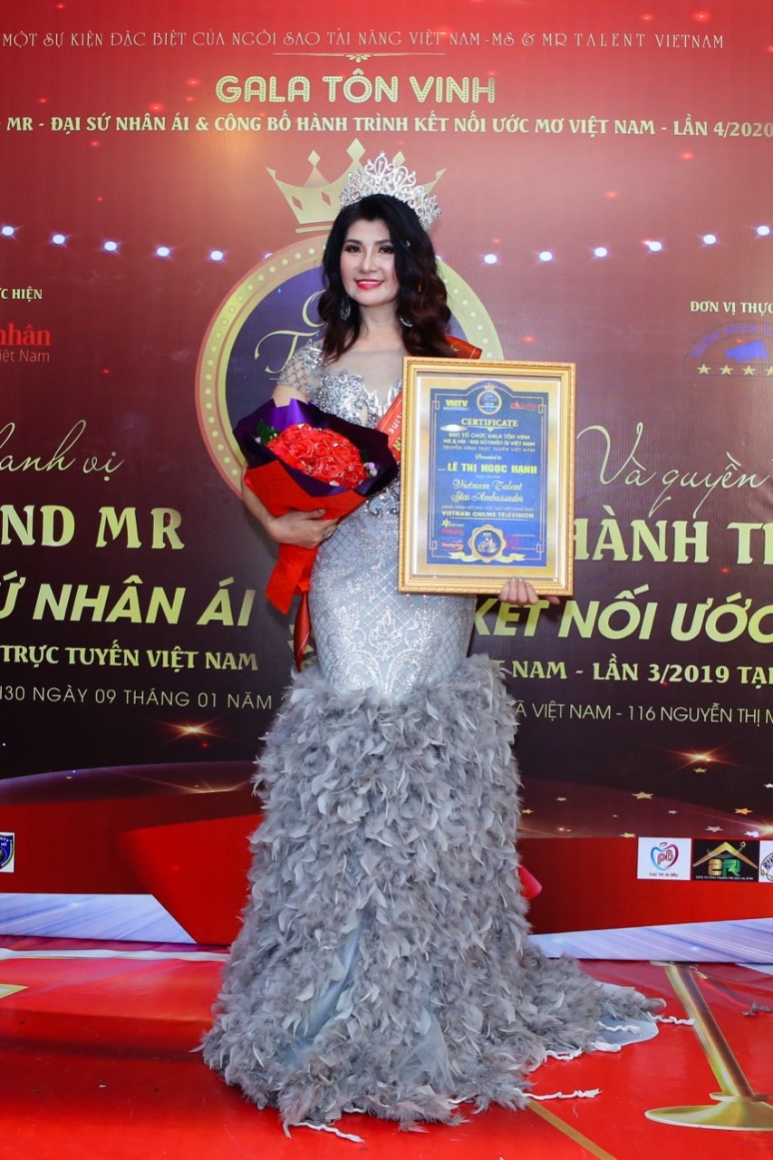 HOA HẬU ĐẠI SỨ NGÔI SAO TÀI NĂNG AMBER HẠNH - Hành Trình Kết Nối Ước Mơ Việt Nam 2020