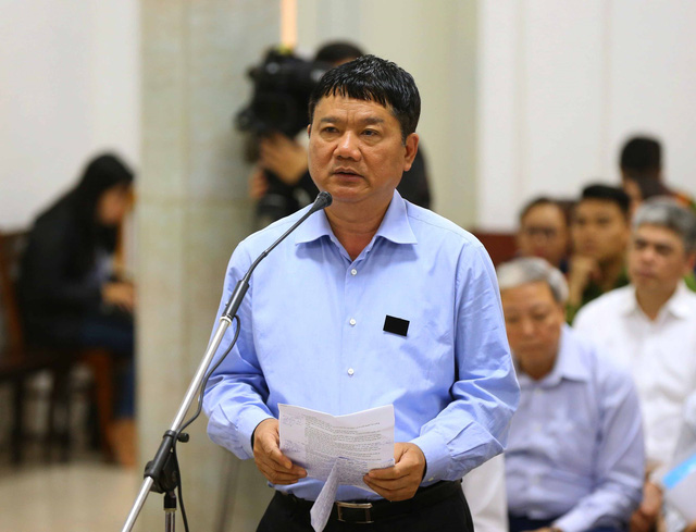 Ông Đinh La Thăng rơm rớm nước mắt, nhận mình là đứa con bất hiếu