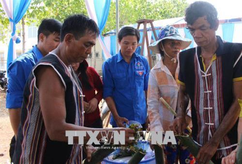 Đặc sắc Lễ hội Văn hóa - Thể thao các dân tộc thiểu số vùng biên giới Bù Đốp