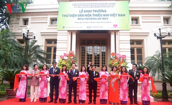 Thư viện Văn hóa Thiếu nhi Việt Nam khai trương tại Hà Nội