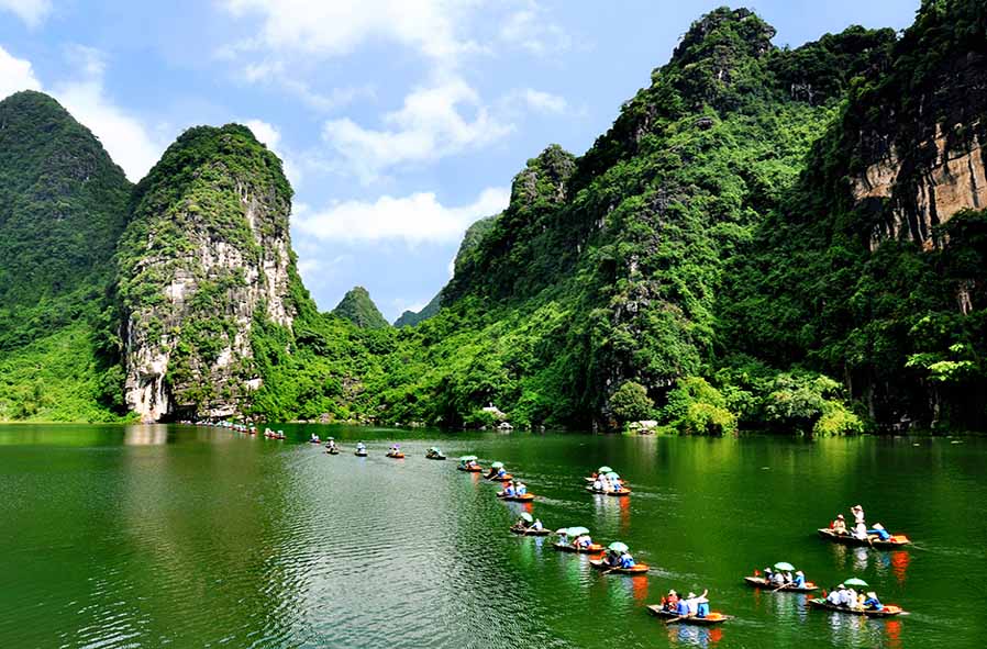 Du lịch có ý thức: Đừng để lại gì ngoài dấu chân