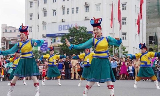 Festival Huế mê hoặc khán giả