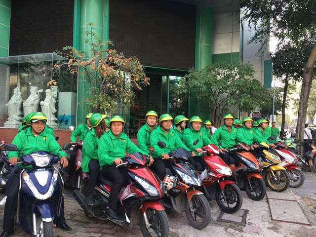 Mai Linh ra xe ôm cạnh tranh với Uber và Grab