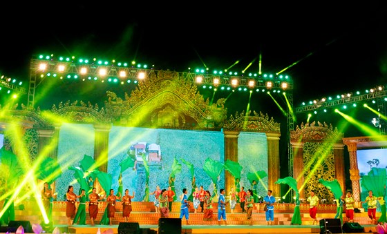 Sôi nổi Ngày hội văn hóa, thể thao và du lịch đồng bào Khmer Nam bộ lần thứ VII - Bạc Liêu 2017
