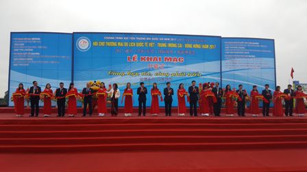 Khai mạc Hội chợ thương mại, du lịch quốc tế Việt –Trung