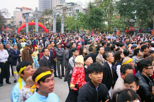 Khắc ghi sự kiện lẫy lừng