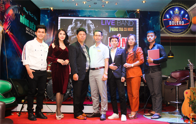 Cuộc thi MS & MR TALENT VIETNAM - KING OF BOLERO 2020 - Trao Chứng Nhận Thực Hiện Tuyển Sinh Cho Phòng Trà Hồng Liêng