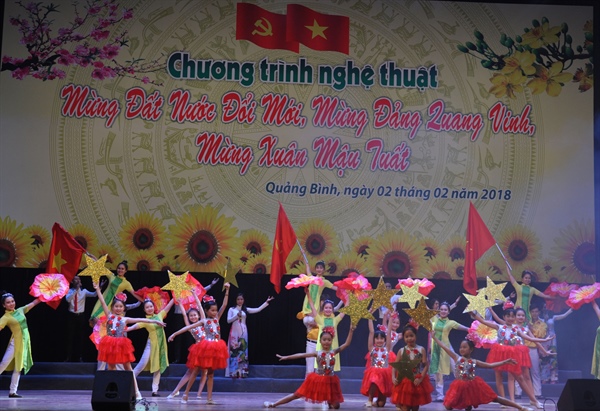 Quảng Bình tổ chức Chương trình nghệ thuật “mừng Đảng mừng Xuân